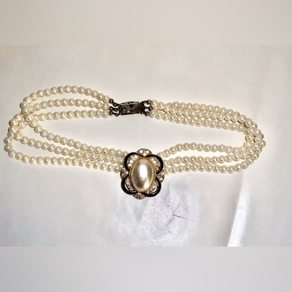 Vintage Pearl Beaded Necklace
